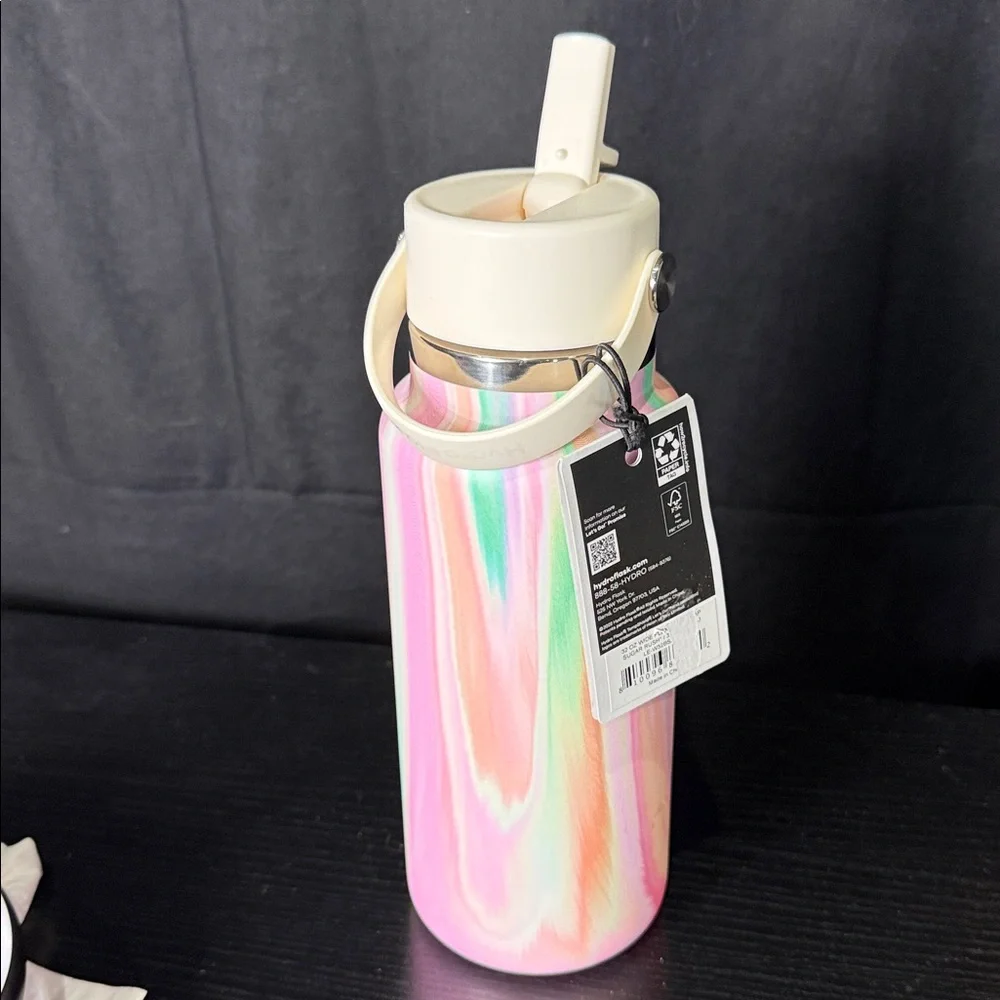 HTF Limited Edition Hydro Flask,  32 oz - Picture 2 of 8